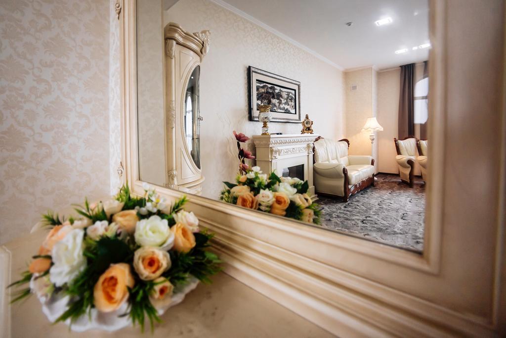 Plaza Hotel Bişkek Dış mekan fotoğraf